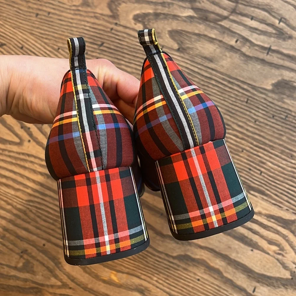 SOLD NEW! J Crew Stewart plaid block heel shoe size 9.5 - Picture 4 of 8